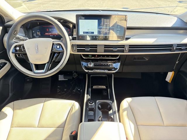 New 2026 Lincoln Corsair Premiere image 16