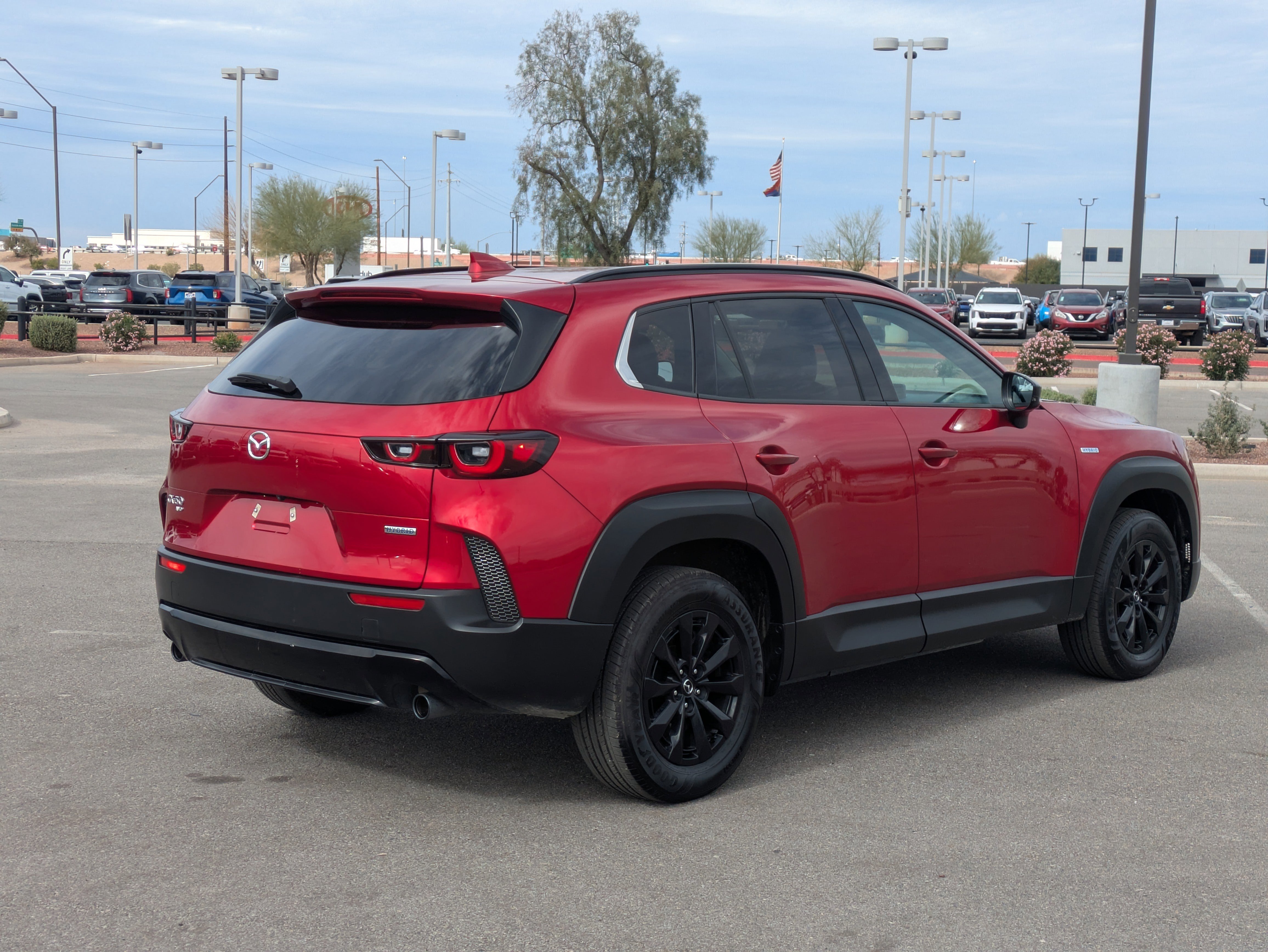 Used 2025 MAZDA CX-50 AWD 2.5 Hybrid w/ Premium Pkg image 5