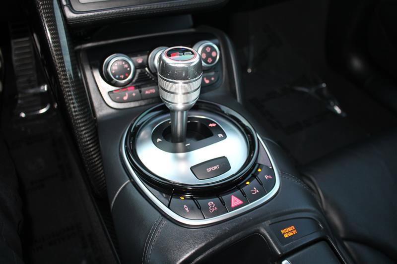 Used 2014 Audi R8 V10 image 36