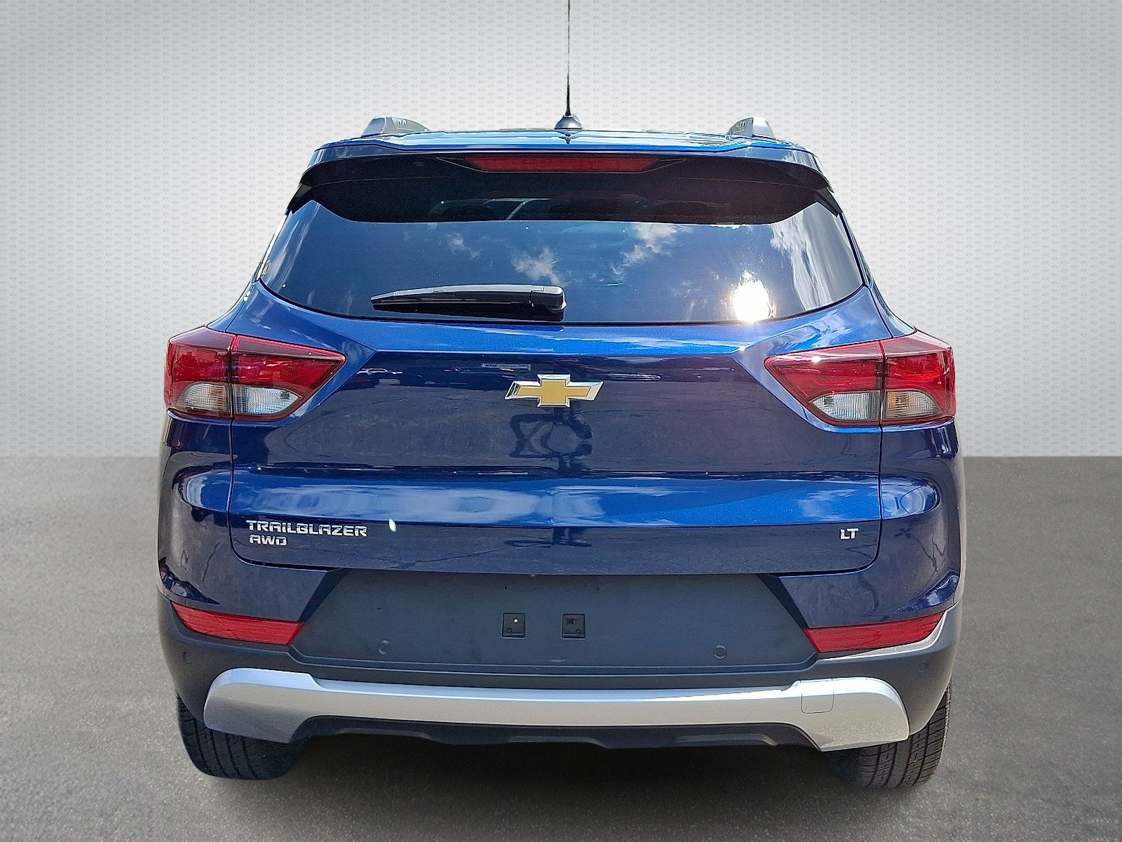 Used 2022 Chevrolet TrailBlazer LT w/ Driver Confidence Package AWD/4WD image 5