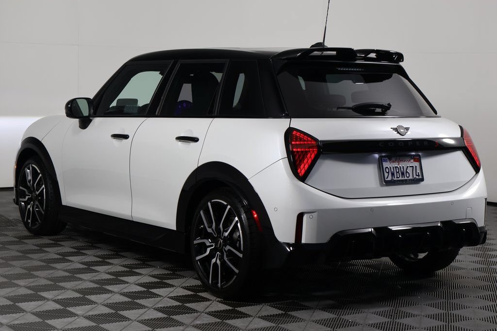 Used 2026 MINI Cooper S FWD image 6