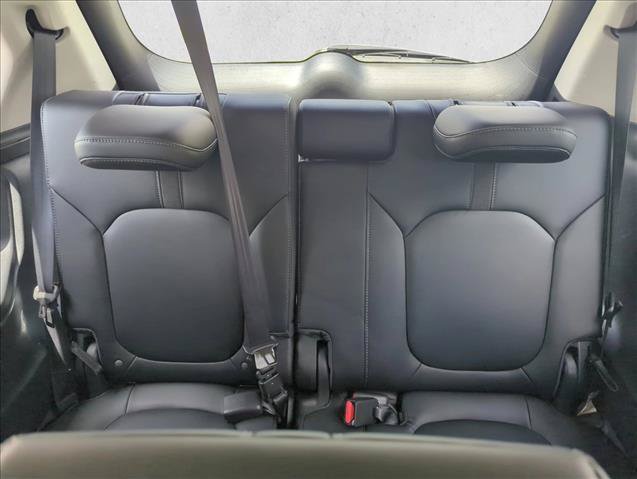 Used 2025 Honda Pilot Touring image 19
