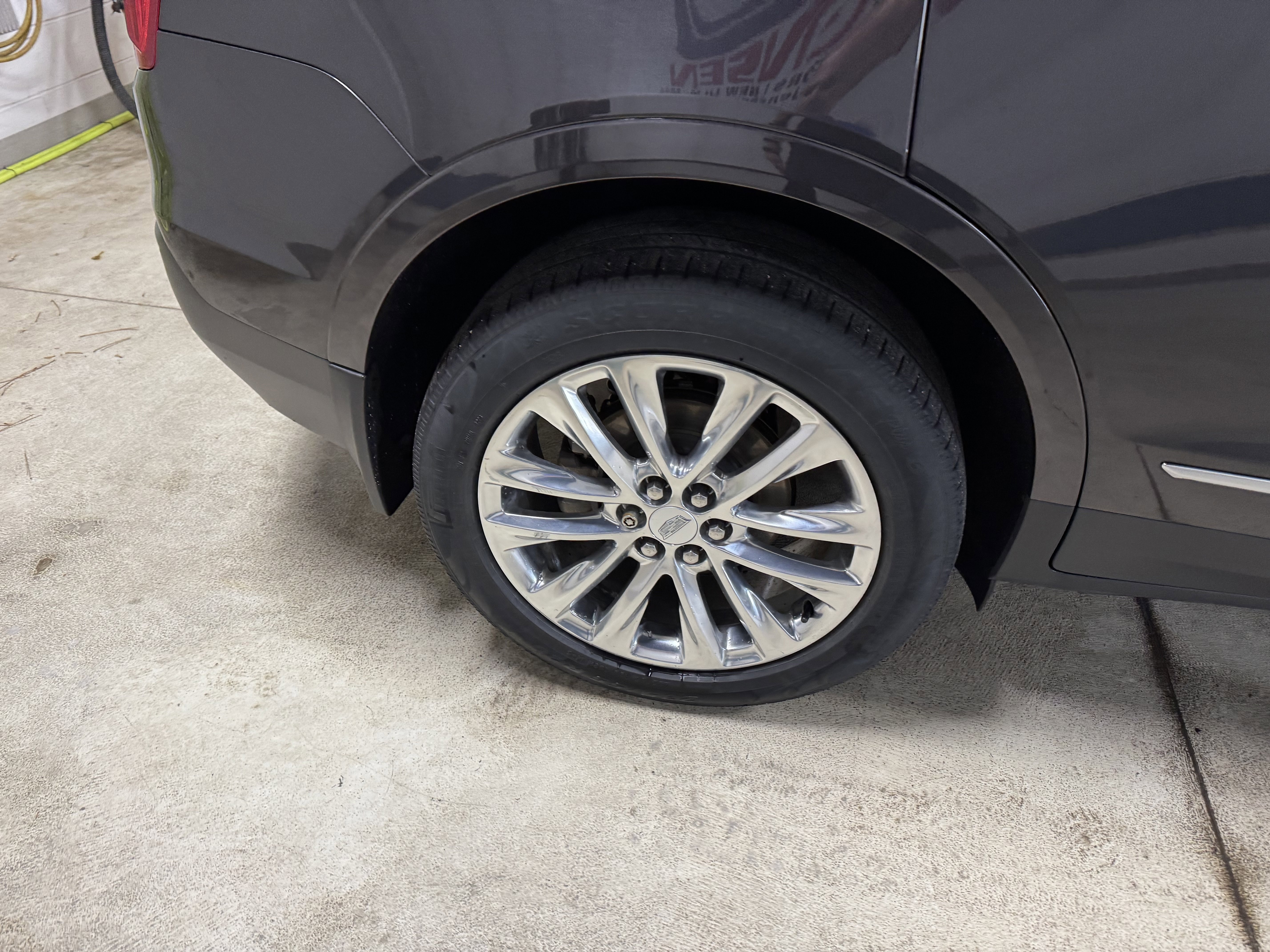 Used 2017 Cadillac XT5 Platinum image 8