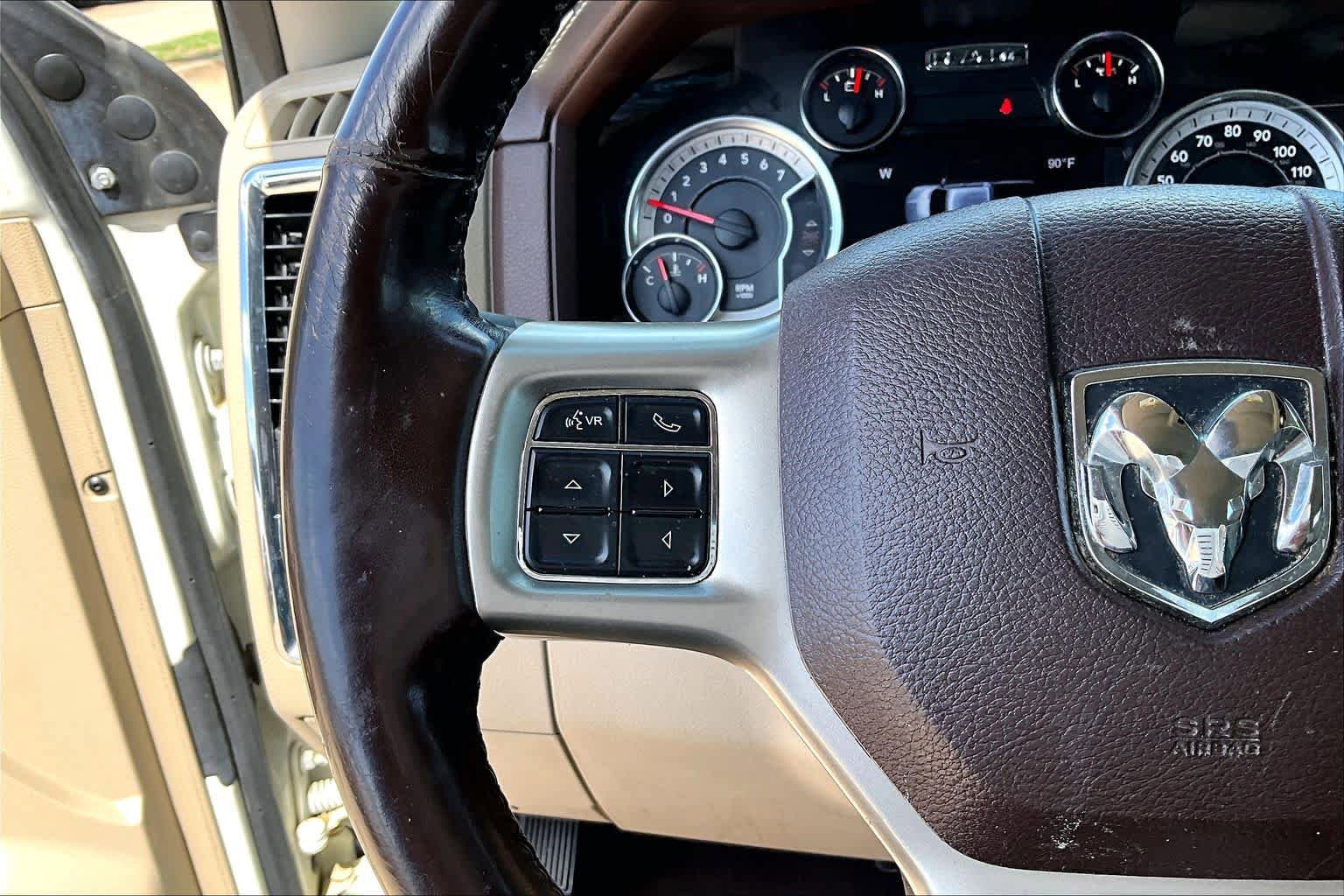 Used 2018 RAM 1500 Laramie w/ Convenience Group AWD/4WD image 24
