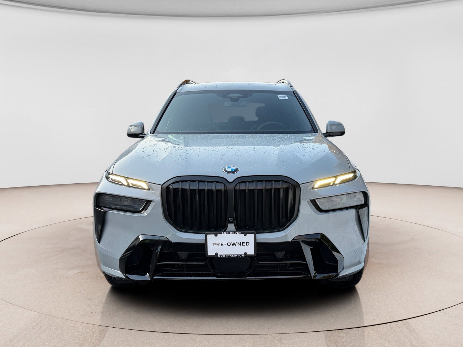 Used 2023 BMW X7 xDrive40i w/ Executive Package image 8