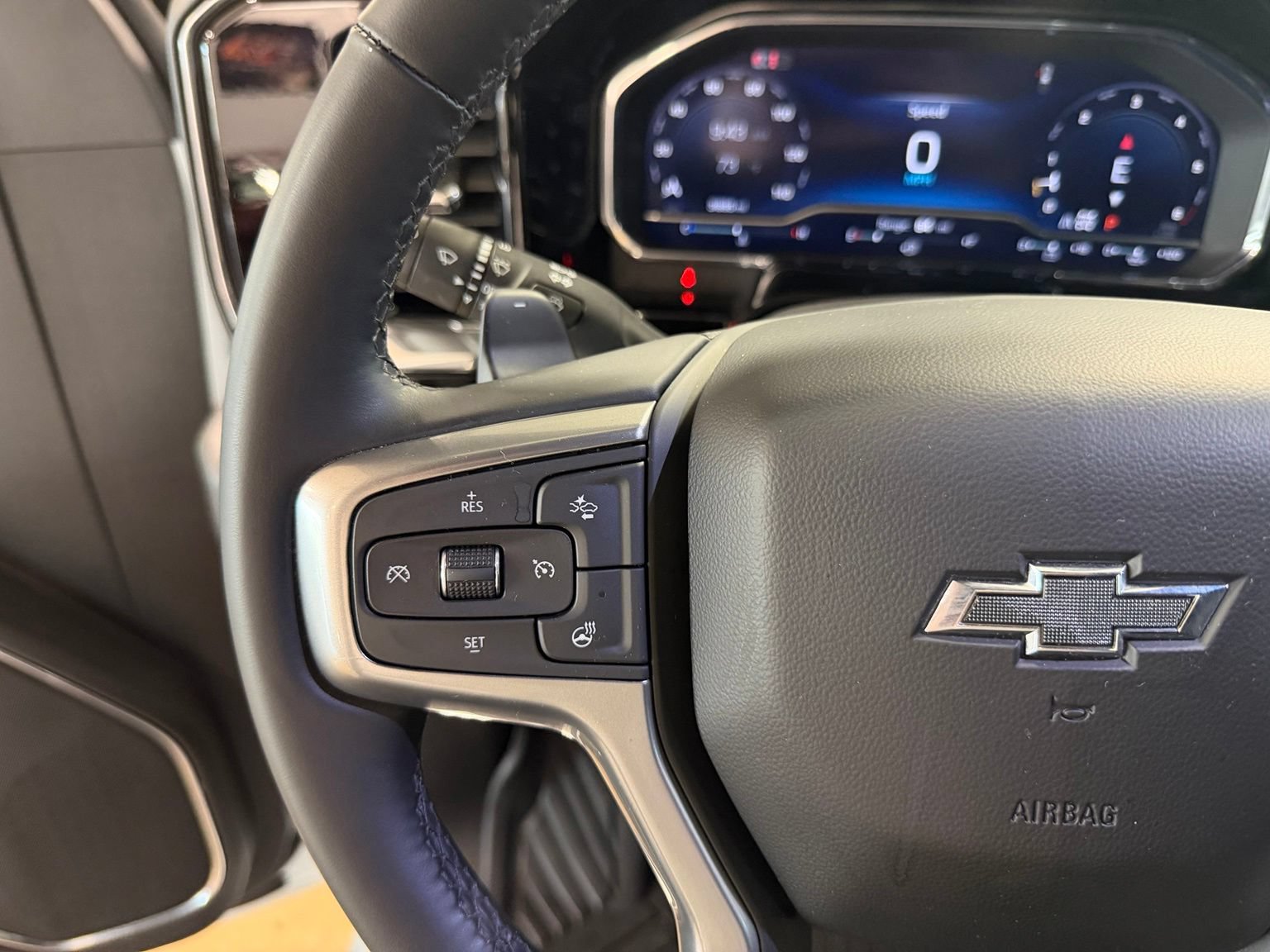 Used 2024 Chevrolet Silverado 1500 LT Trail Boss w/ Convenience Package II AWD/4WD image 18