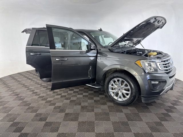 Used 2020 Ford Expedition XLT w/ Equipment Group 202A AWD/4WD image 15
