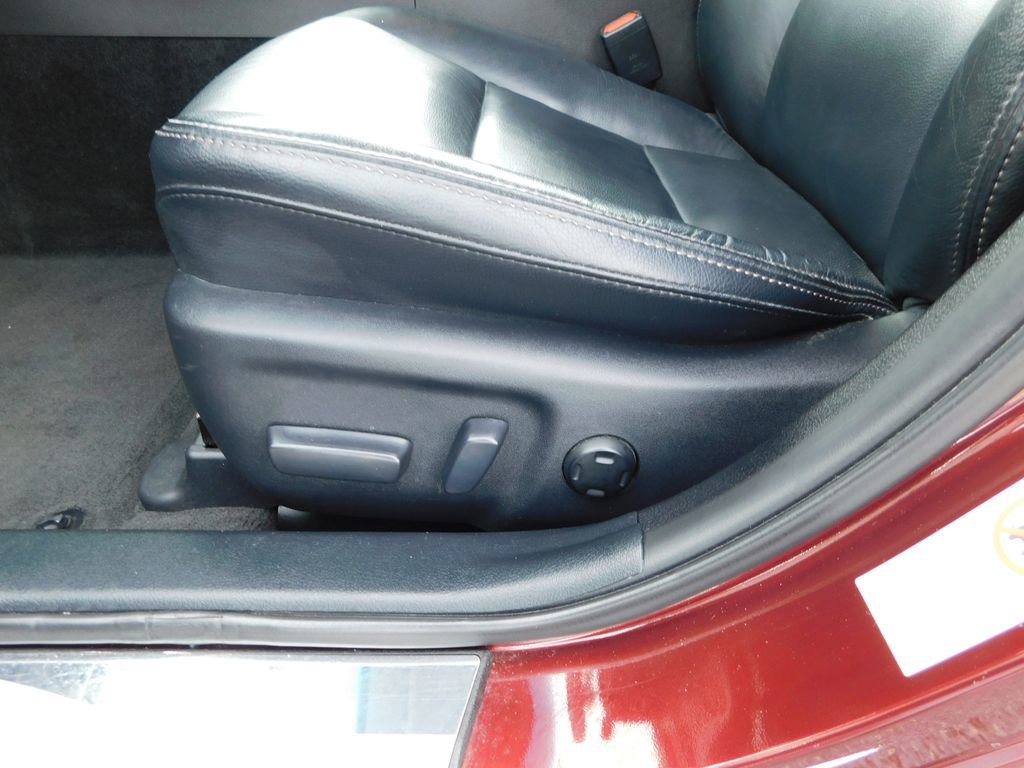 Used 2018 Toyota Avalon XLE Premium w/ Protection Package image 14