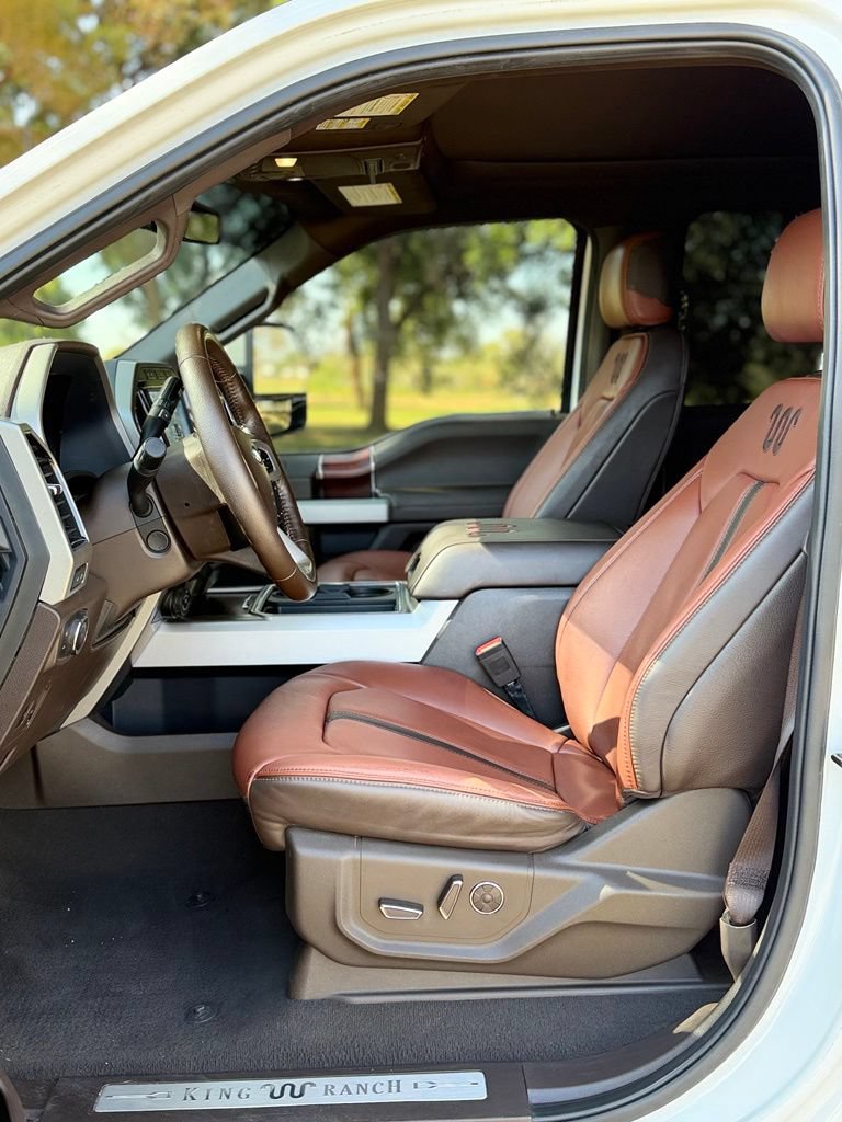Used 2022 Ford F350 King Ranch w/ King Ranch Ultimate Package AWD/4WD image 9