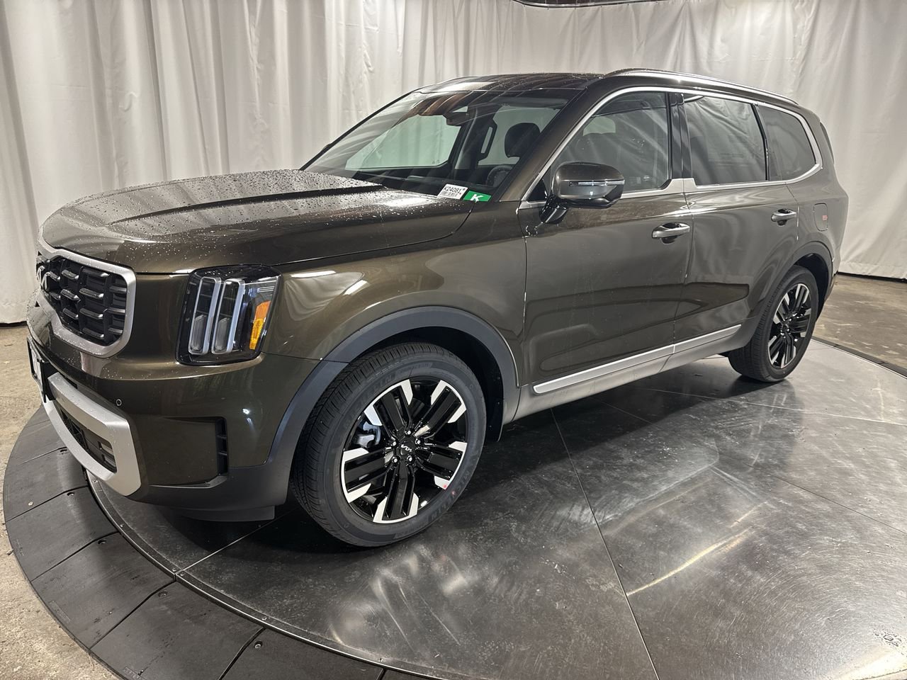 New 2025 Kia Telluride SX