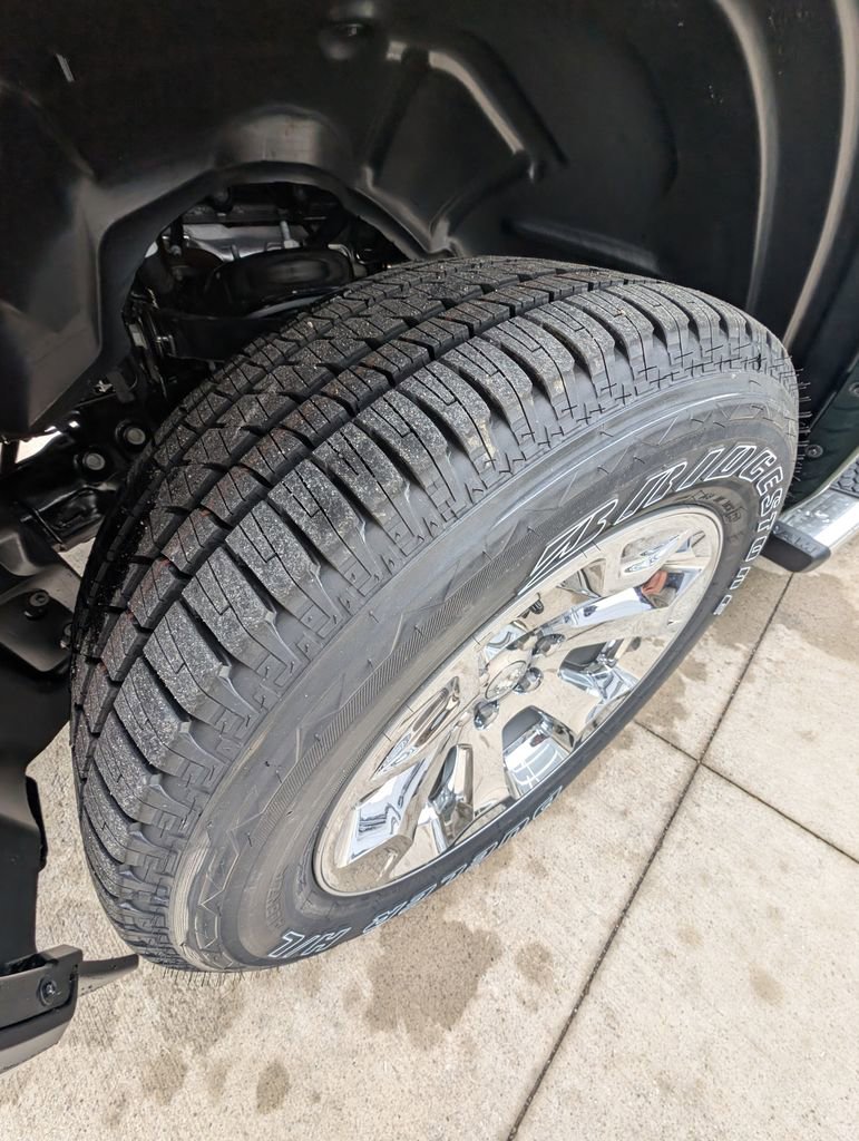 New 2026 RAM 1500 4x4 Crew Cab image 45