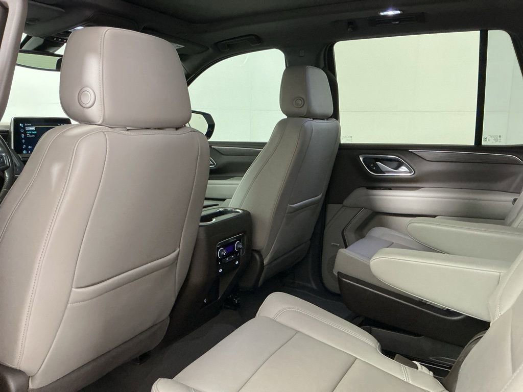 Used 2022 Chevrolet Tahoe LT w/ LT Signature Package RWD image 25