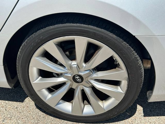 Used 2016 Hyundai Azera Limited FWD image 7