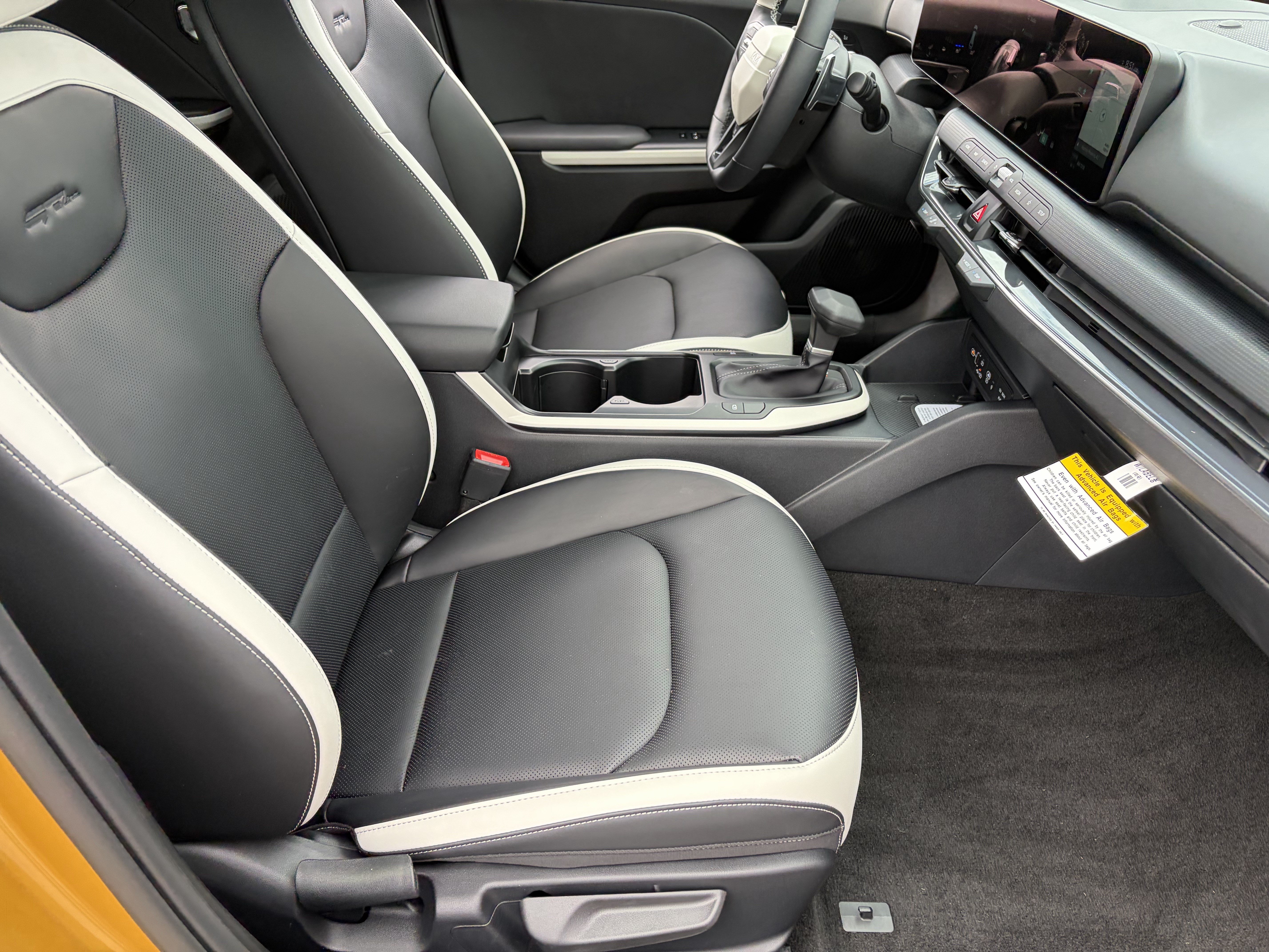 New 2026 Kia K4 GT-Line Turbo w/ GT-Line Premium Package FWD image 9
