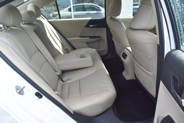 Used 2016 Honda Accord EX-L image 41
