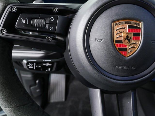 Certified 2025 Porsche Cayenne GTS image 10