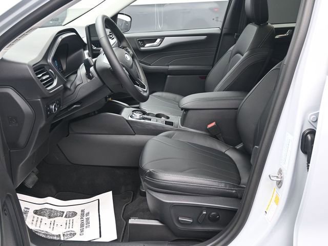 New 2025 Ford Escape SE w/ PHEV Premium Package image 14