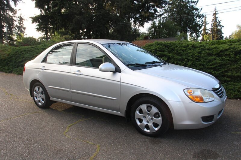 Used 2008 Kia Spectra EX FWD image 2