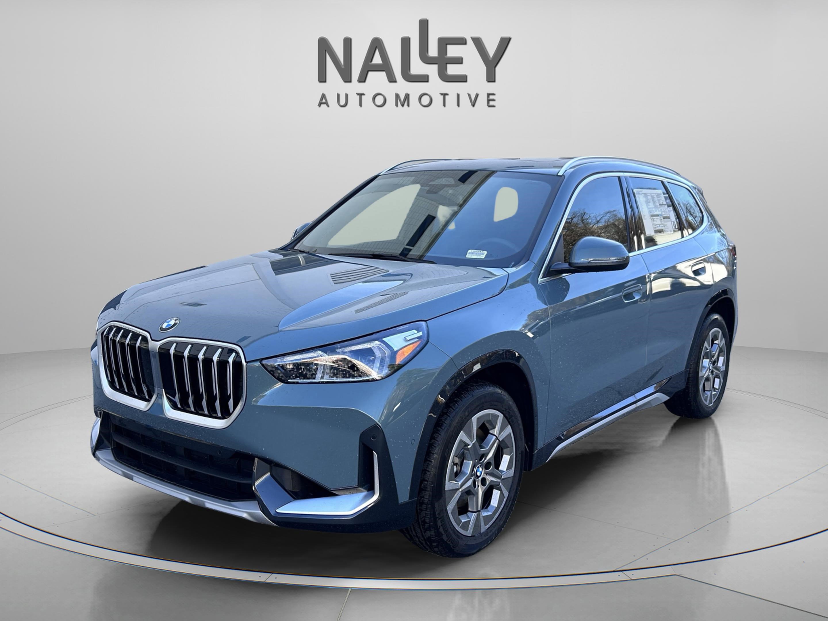 Used 2025 BMW X1 xDrive28i w/ Convenience Package image 1