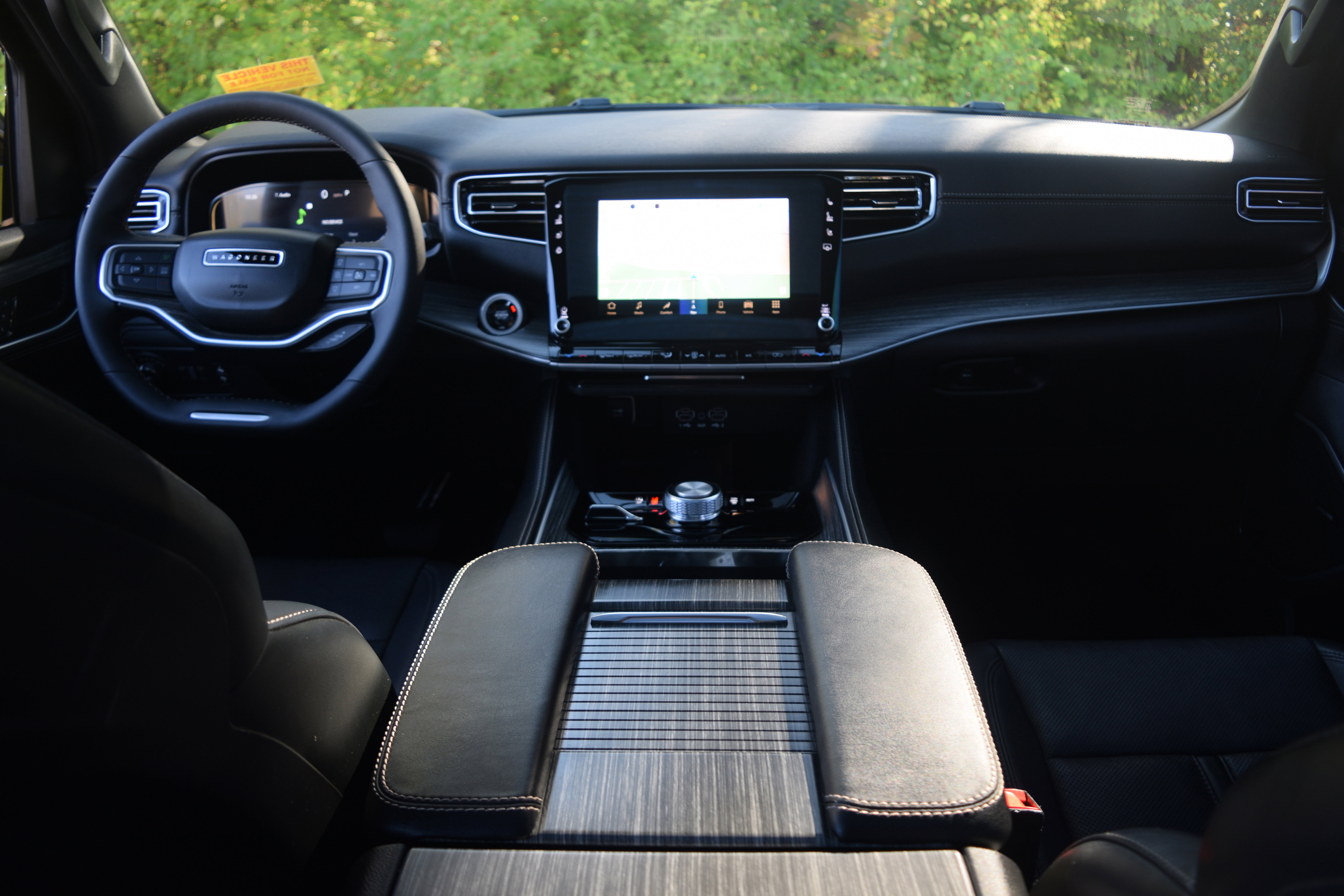 Used 2024 Jeep Wagoneer Series II w/ Premium Group I image 8