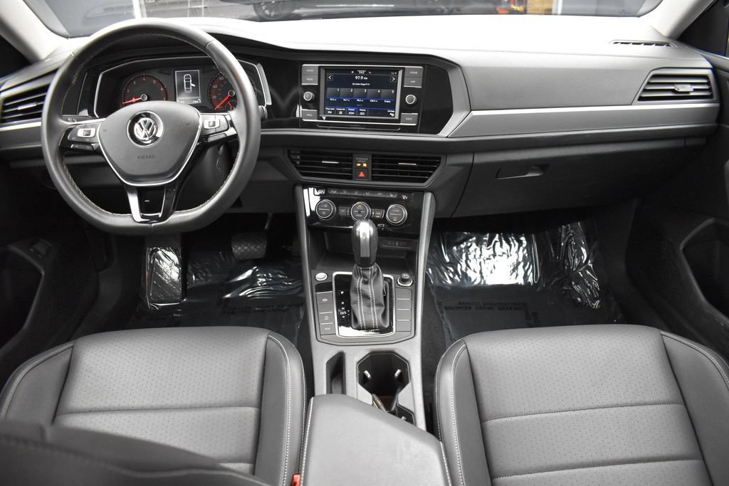 Used 2021 Volkswagen Jetta SE FWD image 14