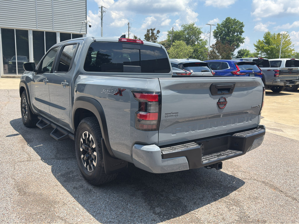 Used 2023 Nissan Frontier Pro-X w/ Tow Package RWD image 3