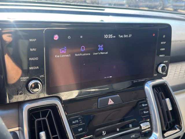 Certified 2023 Kia Sorento SX FWD image 36