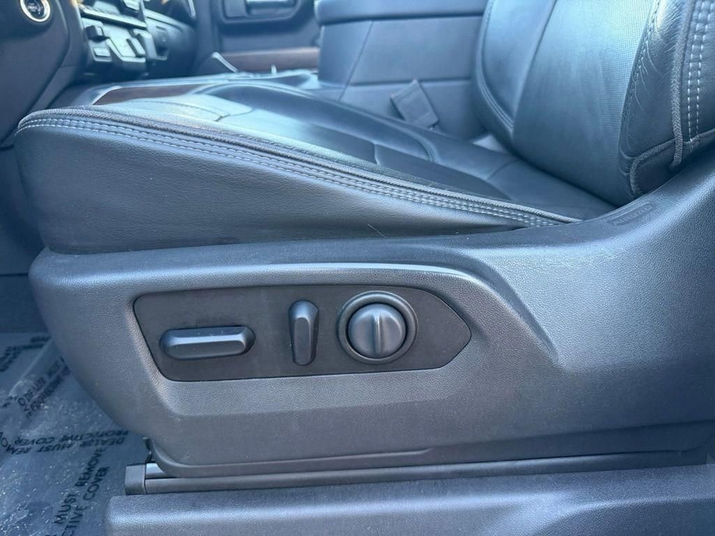 Used 2019 Chevrolet Silverado 1500 High Country image 17