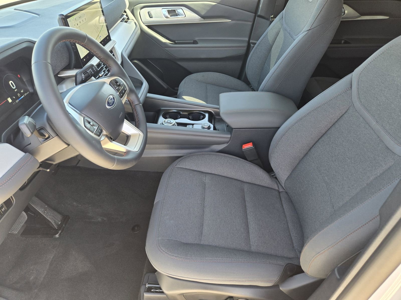 New 2026 Ford Explorer Active image 14