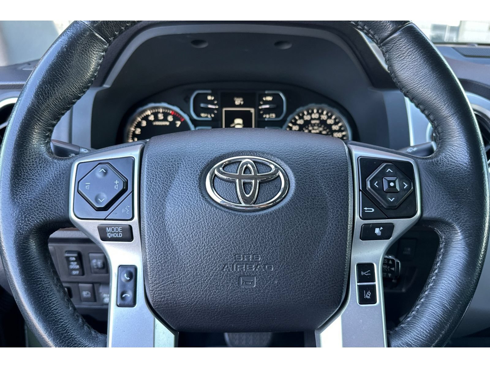 Used 2021 Toyota Tundra Limited w/ Limited Premium Package RWD image 27