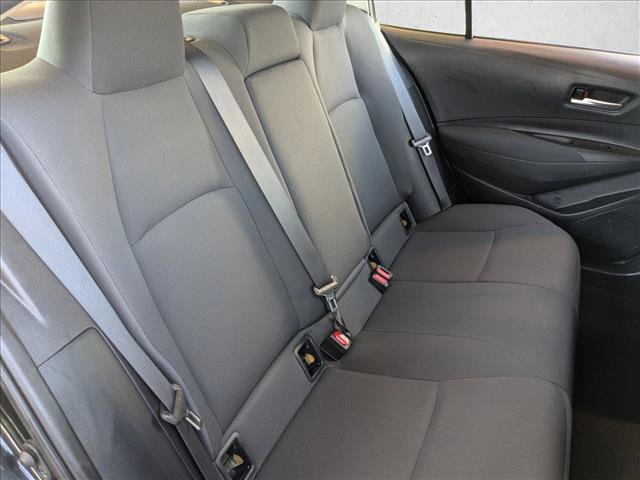 Used 2021 Toyota Corolla LE image 19