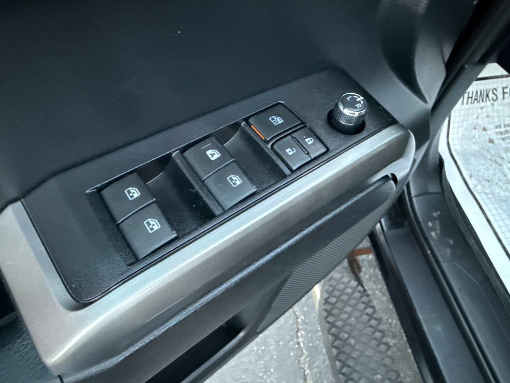 Used 2018 Toyota Tacoma SR5 image 26