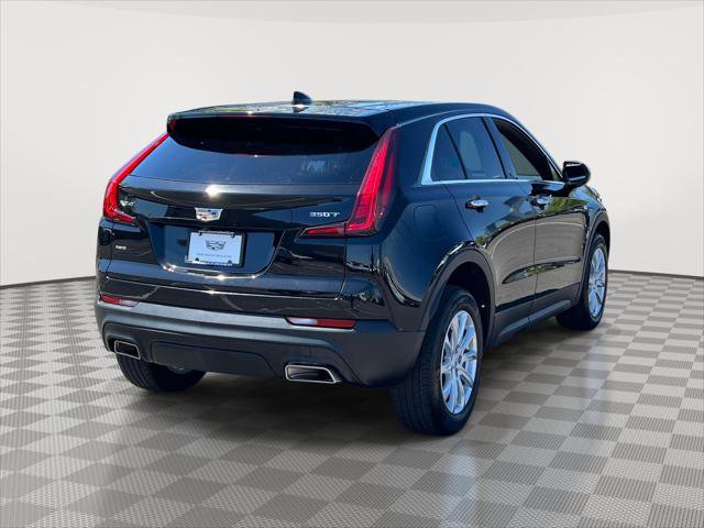 Used 2022 Cadillac XT4 Luxury w/ Cold Weather Package AWD/4WD image 7