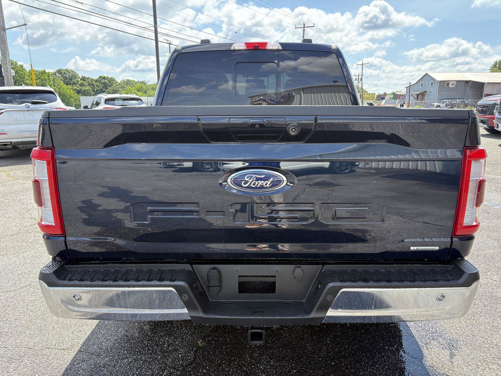 Used 2022 Ford F150 Lariat w/ Trailer Tow Package AWD/4WD image 4