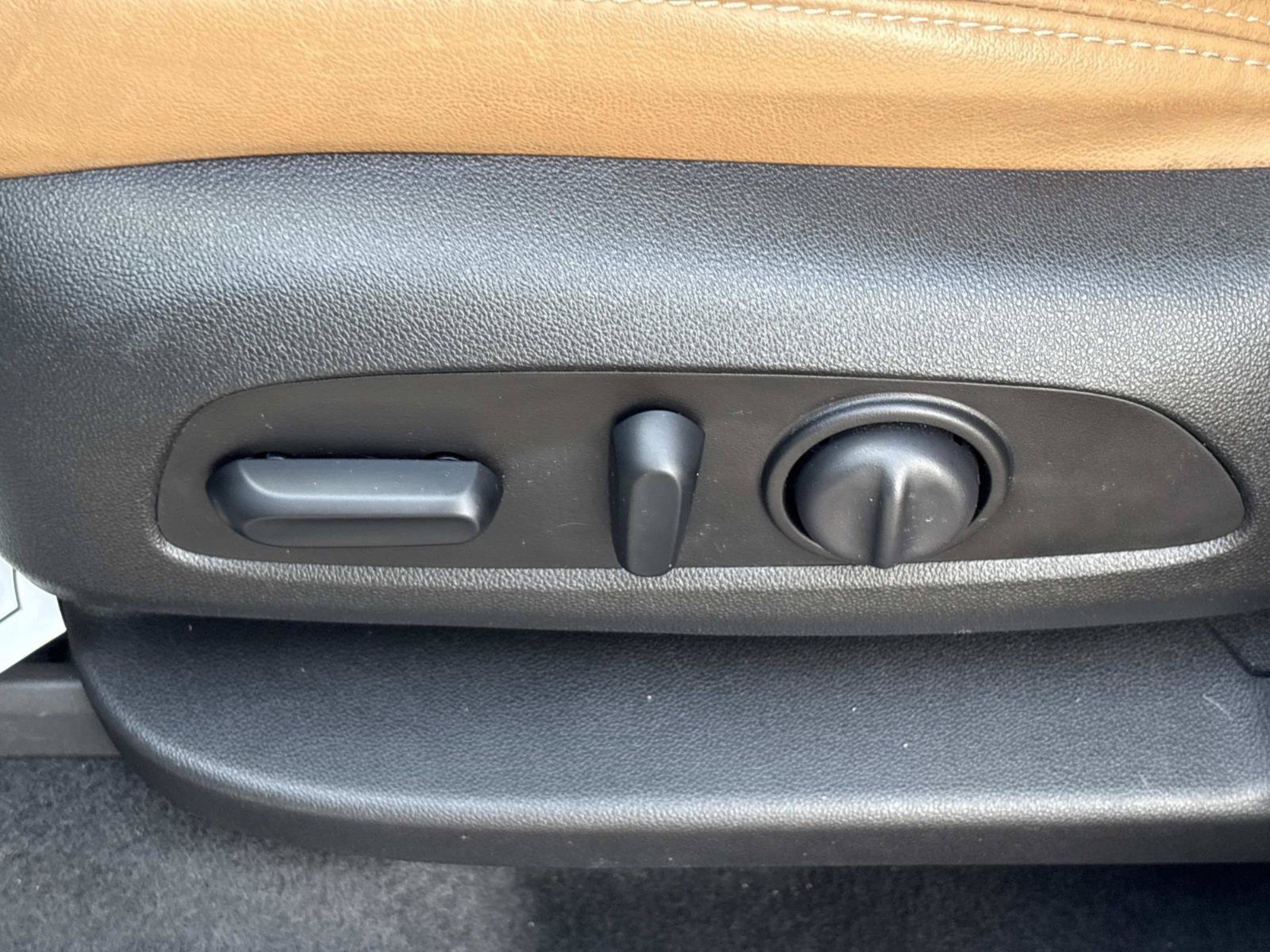 Used 2018 Buick Enclave Premium FWD image 29