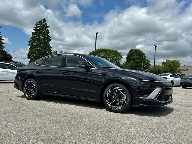 New 2026 Hyundai Sonata SEL AWD/4WD image 2