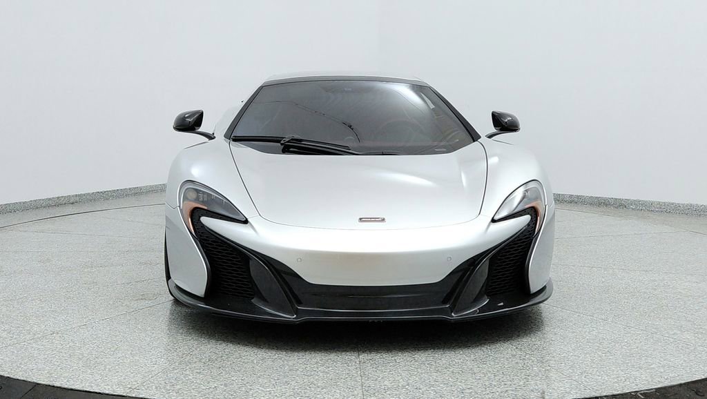 Used 2015 McLaren 650S Spider image 8