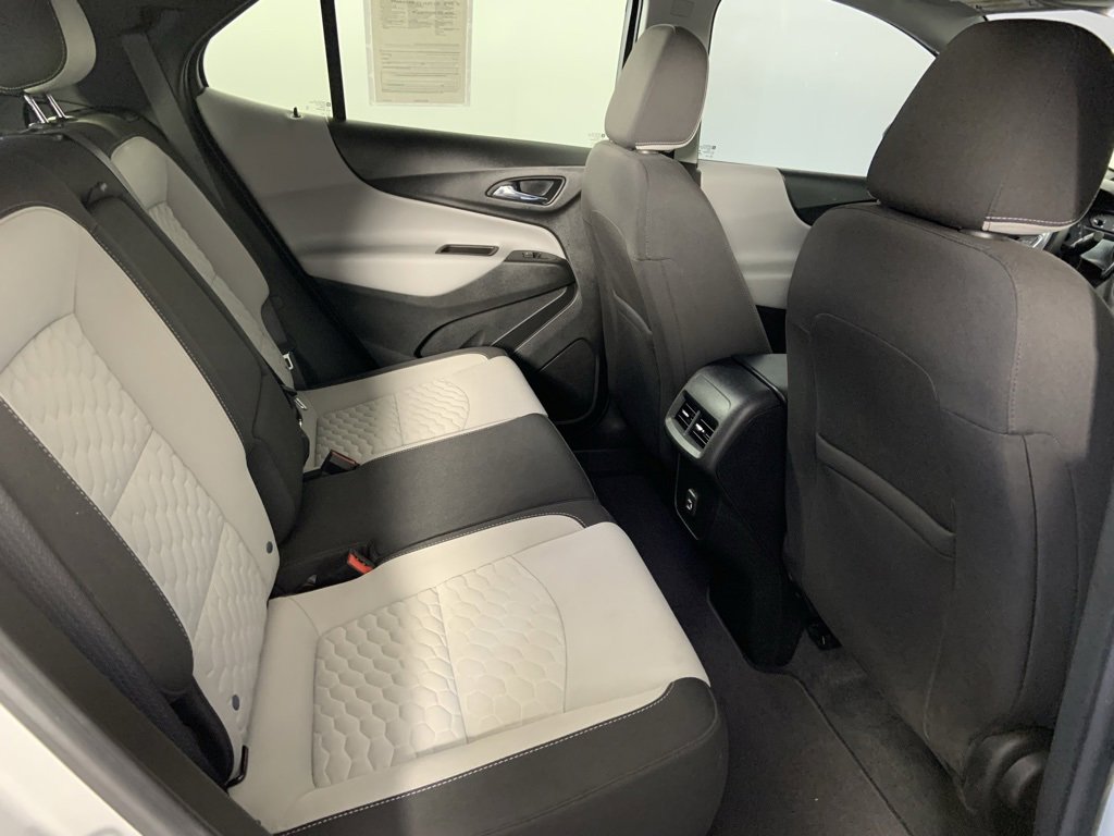 Used 2021 Chevrolet Equinox LS w/ LS Convenience Package image 17