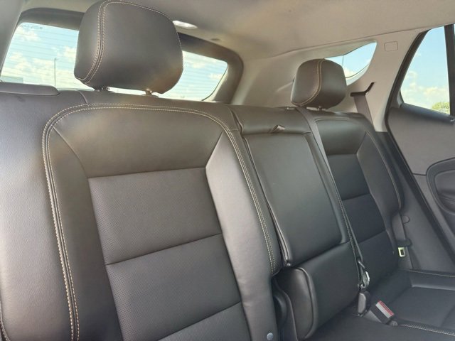 Used 2021 GMC Terrain SLT image 14