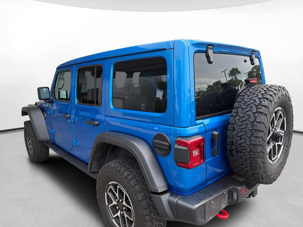 Used 2025 Jeep Wrangler Unlimited Rubicon w/ Safety Group AWD/4WD image 4