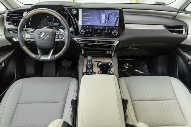 New 2025 Lexus RX 350 image 5
