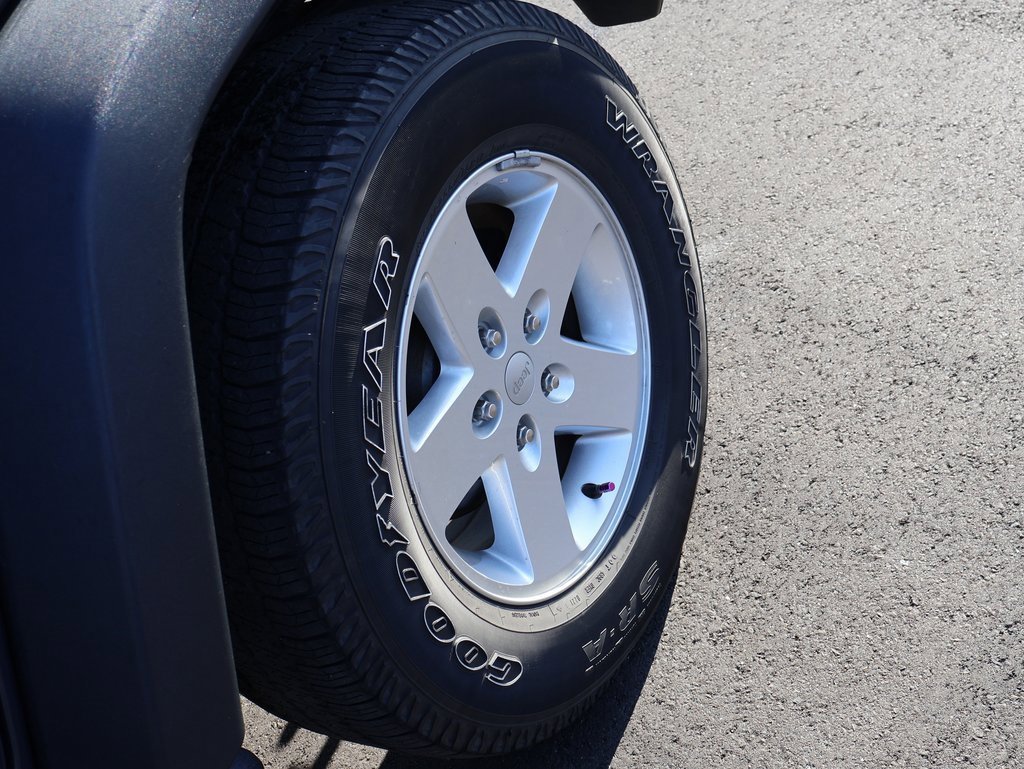 Used 2018 Jeep Wrangler Unlimited Sport S image 28