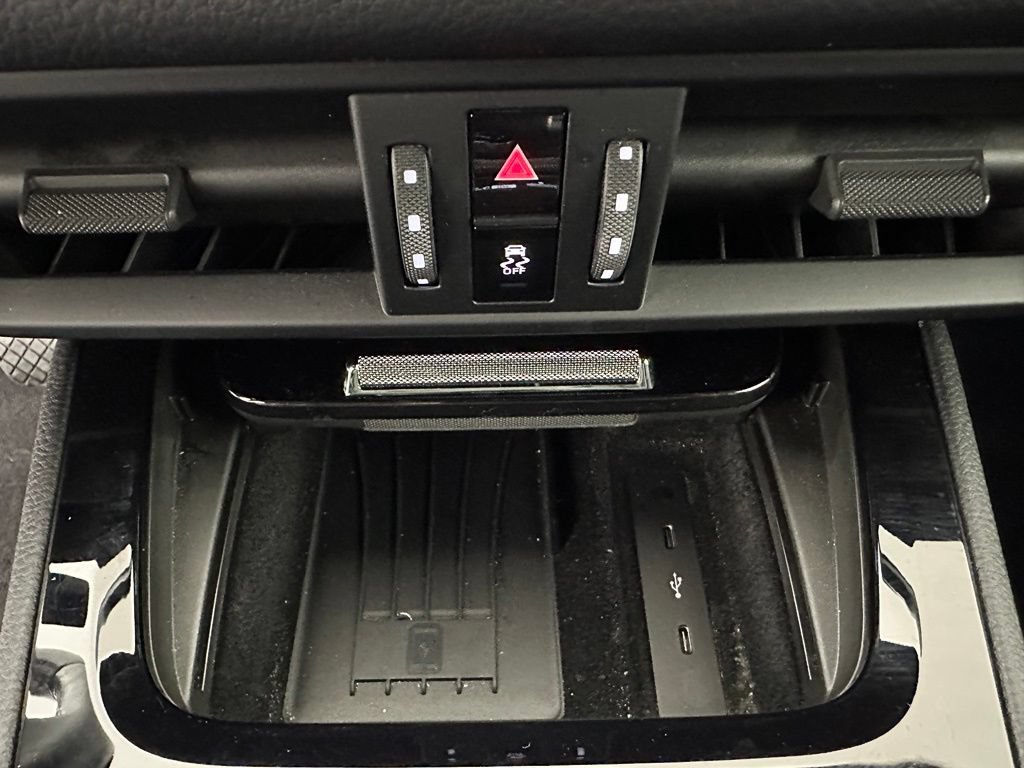 Certified 2024 Porsche Cayenne AWD/4WD image 32