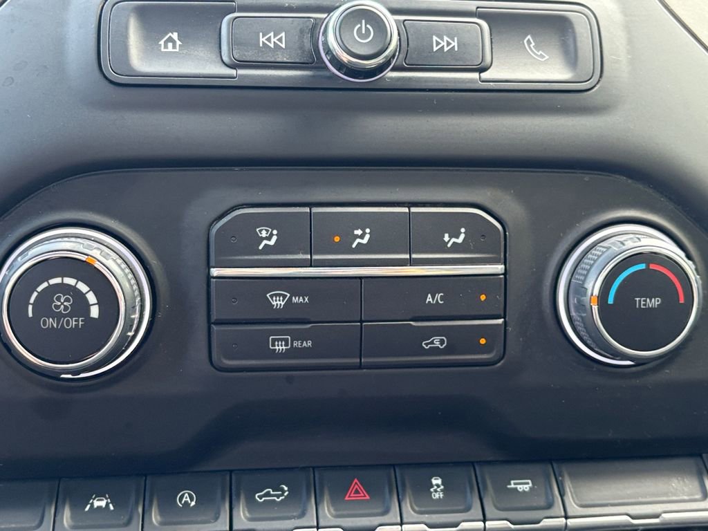 Used 2025 Chevrolet Silverado 1500 Custom RWD image 24