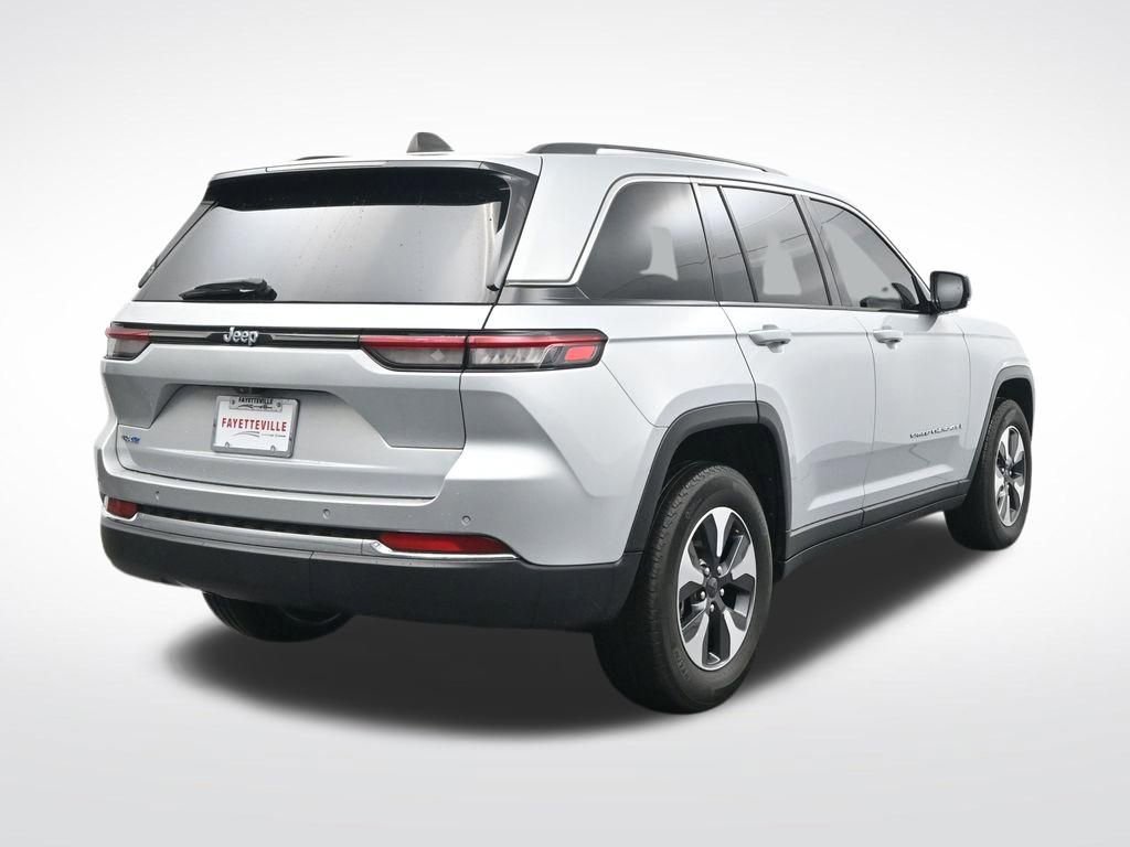 Used 2023 Jeep Grand Cherokee 4WD 4xe image 6