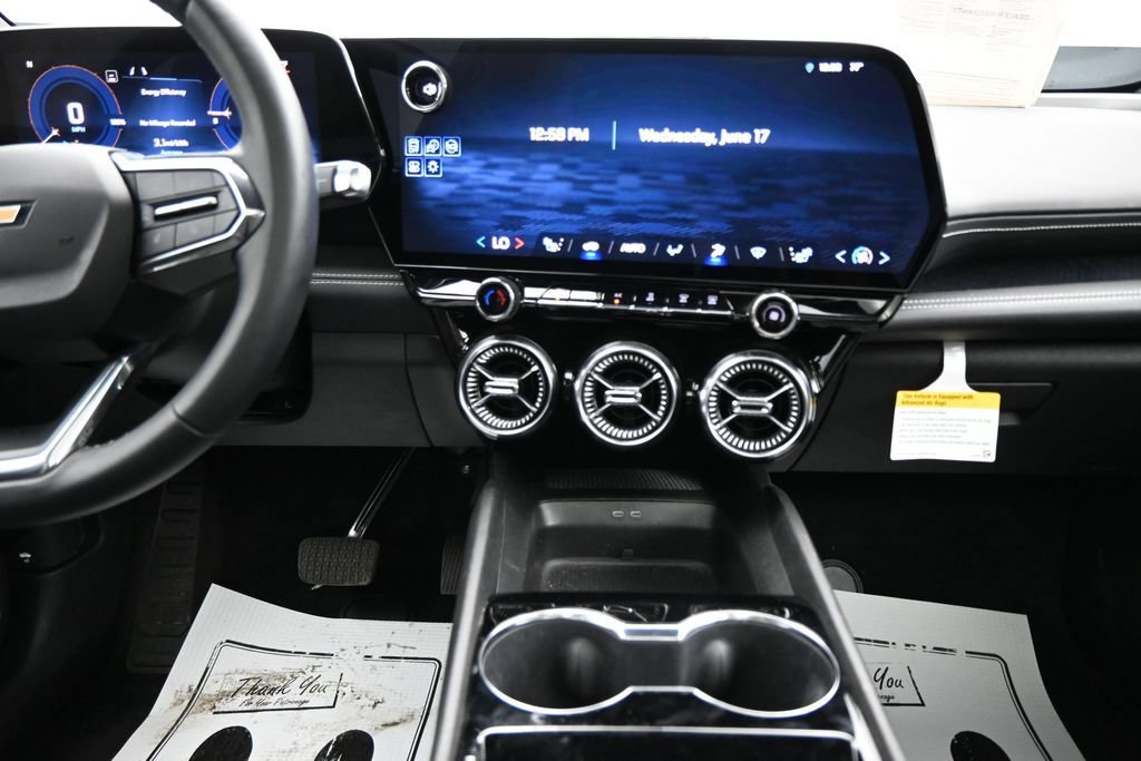 Used 2024 Chevrolet Blazer EV LT AWD/4WD image 19