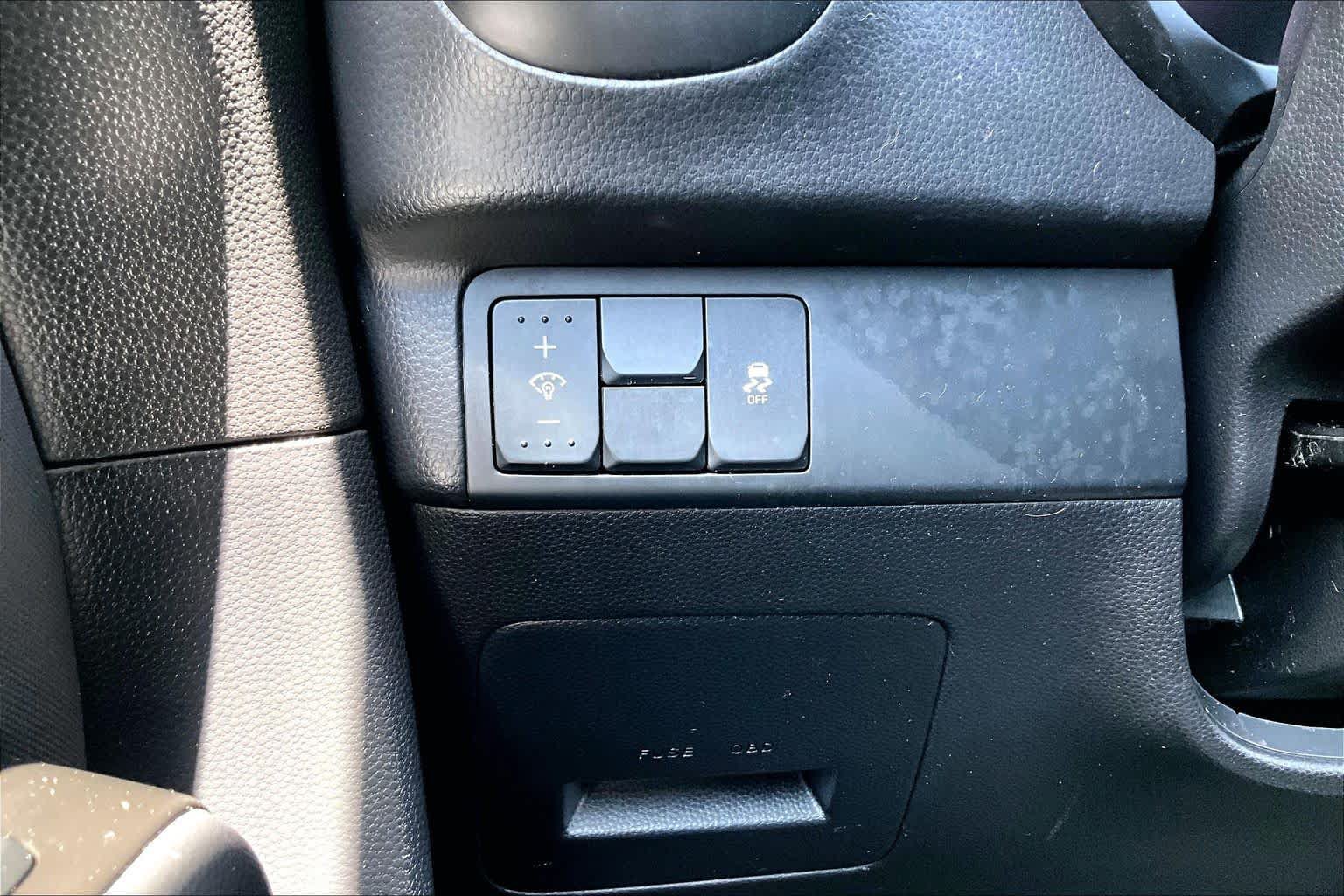 Used 2016 Kia Soul FWD image 32