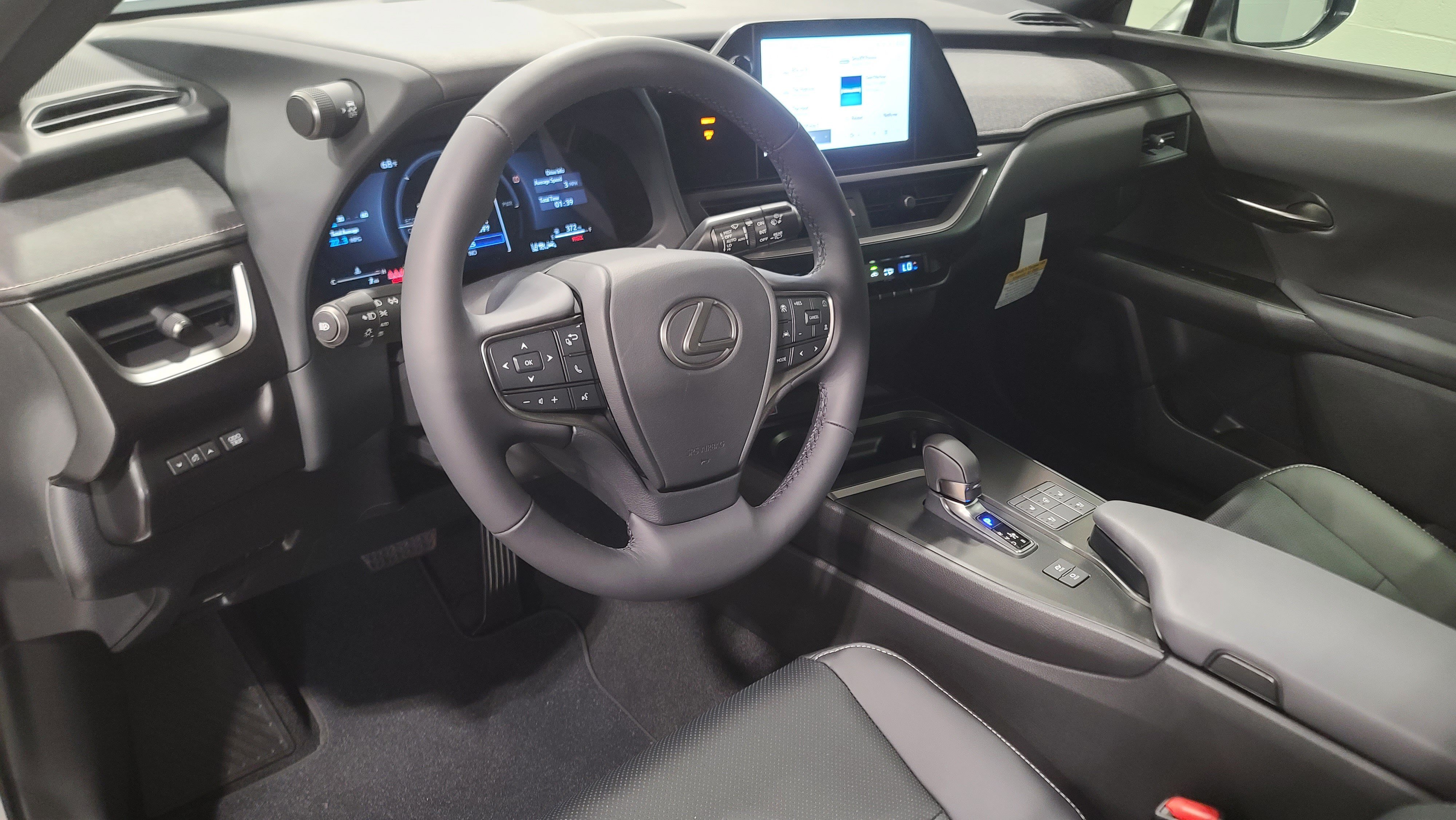Certified 2026 Lexus UX 300h FWD w/ Accessory Package (2T) image 29
