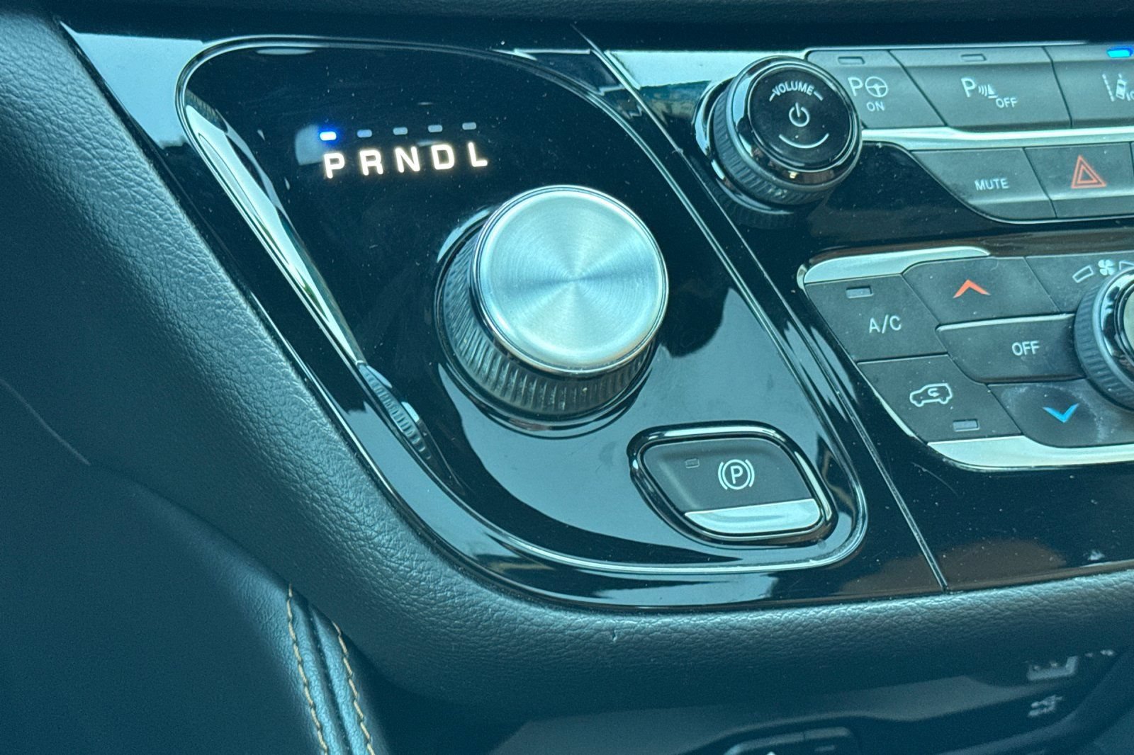 Used 2022 Chrysler Pacifica Pinnacle FWD image 26