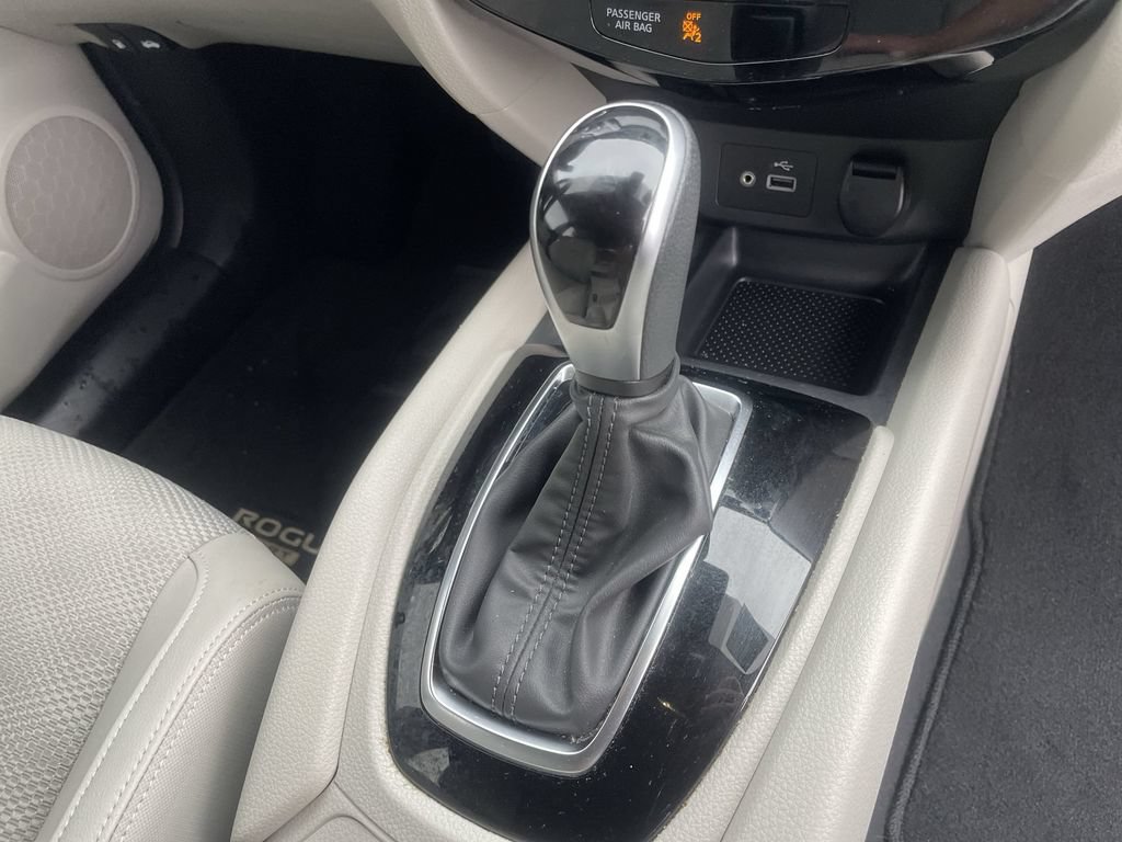 Used 2022 Nissan Rogue Sport SV w/ Technology Package AWD/4WD image 25